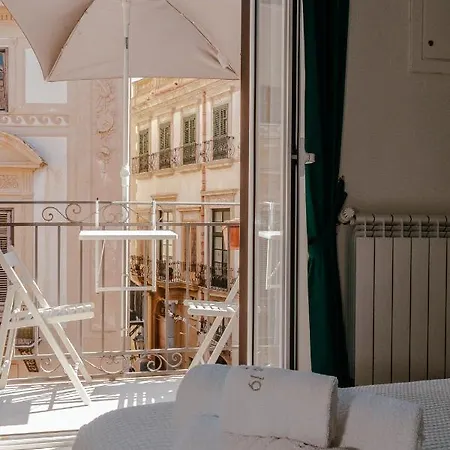 Pensión 19 - And Breakfast