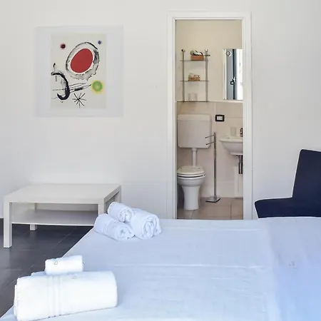 19 - And Breakfast 4*