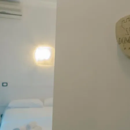 Pensión 19 - And Breakfast 4*